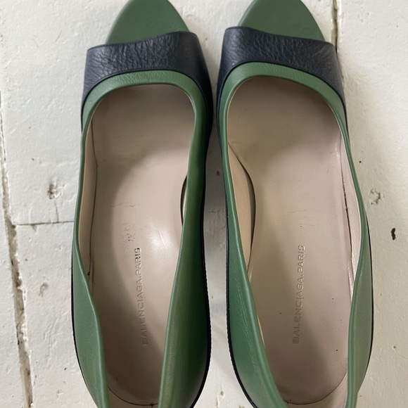Never worn Balenciaga open toe heels - Picture 7 of 8